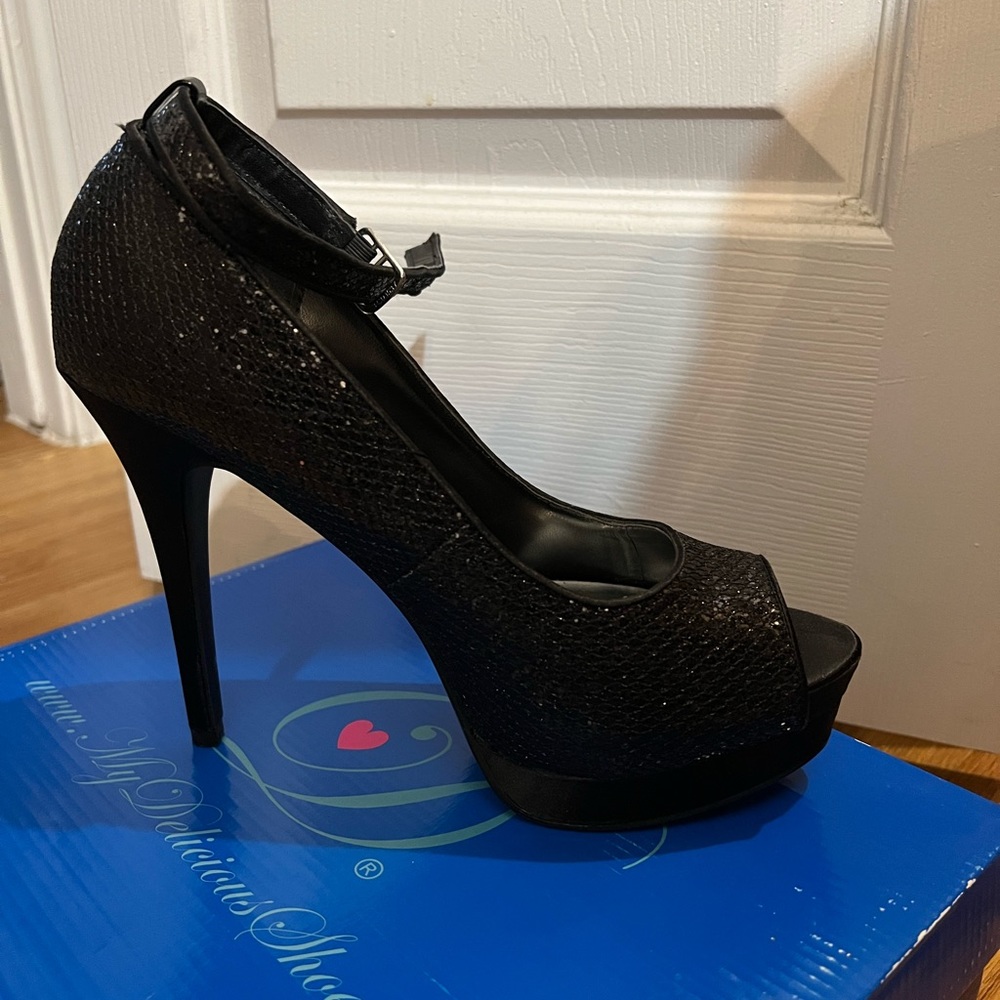 Black Heel